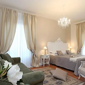 Casa Ponte Sisto Rome